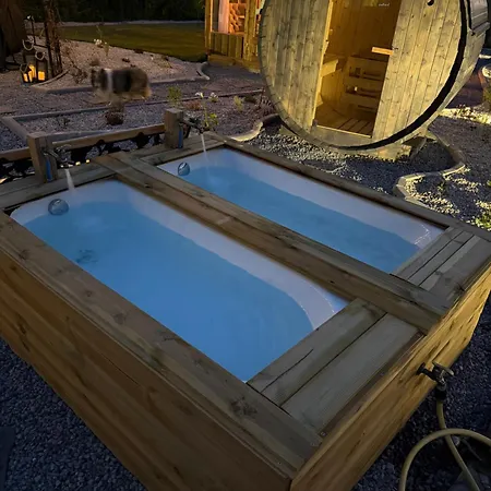 Verriere Insolite Avec Jacuzzi Et Sauna Роскошный шатер
